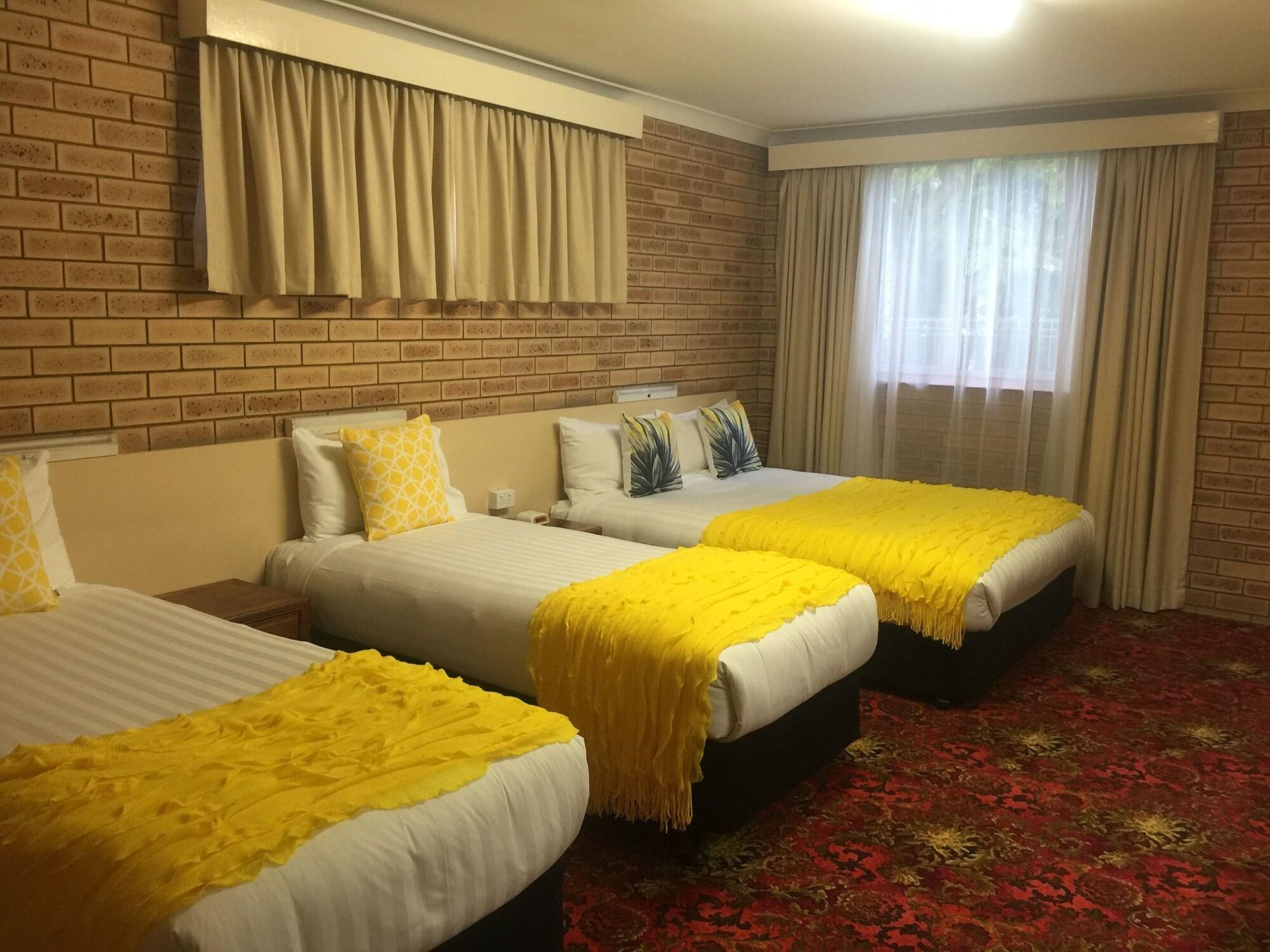 Blue Violet Motor Inn Toowoomba Exterior photo